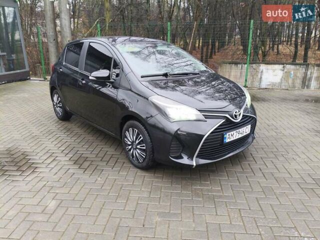 Черный Тойота Ярис, объемом двигателя 1.33 л и пробегом 149 тыс. км за 8000 $, фото 1 на Automoto.ua