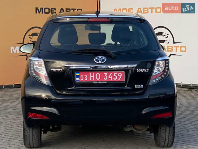 Черный Тойота Ярис, объемом двигателя 1.5 л и пробегом 170 тыс. км за 11500 $, фото 2 на Automoto.ua