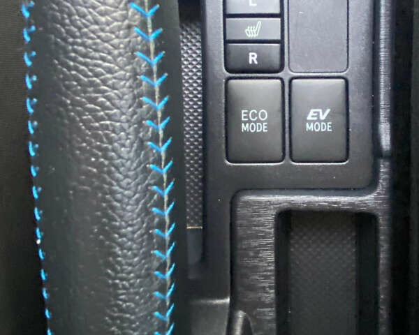 Чорний Тойота Яріс, об'ємом двигуна 1.5 л та пробігом 170 тис. км за 11500 $, фото 11 на Automoto.ua