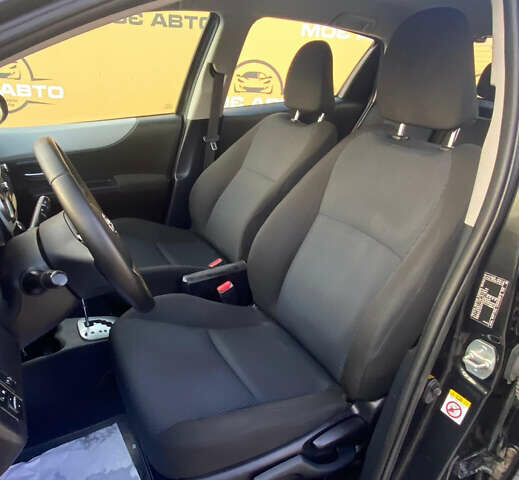 Черный Тойота Ярис, объемом двигателя 1.5 л и пробегом 170 тыс. км за 11500 $, фото 10 на Automoto.ua