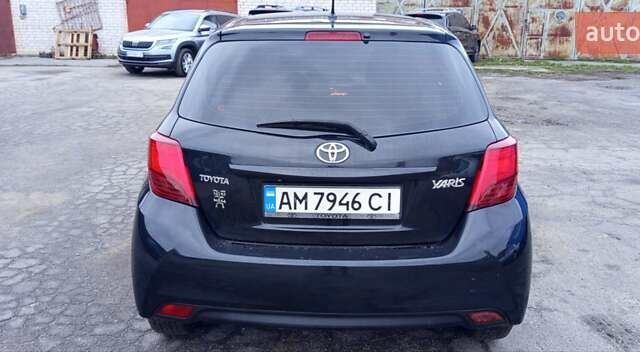 Чорний Тойота Яріс, об'ємом двигуна 1.33 л та пробігом 150 тис. км за 7700 $, фото 5 на Automoto.ua