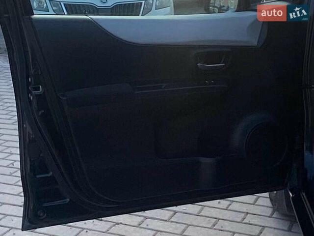 Черный Тойота Ярис, объемом двигателя 1.5 л и пробегом 170 тыс. км за 11500 $, фото 20 на Automoto.ua