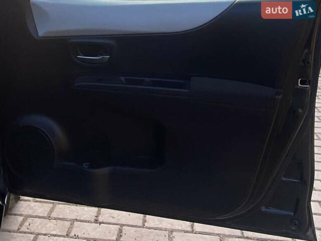 Черный Тойота Ярис, объемом двигателя 1.5 л и пробегом 170 тыс. км за 11500 $, фото 24 на Automoto.ua
