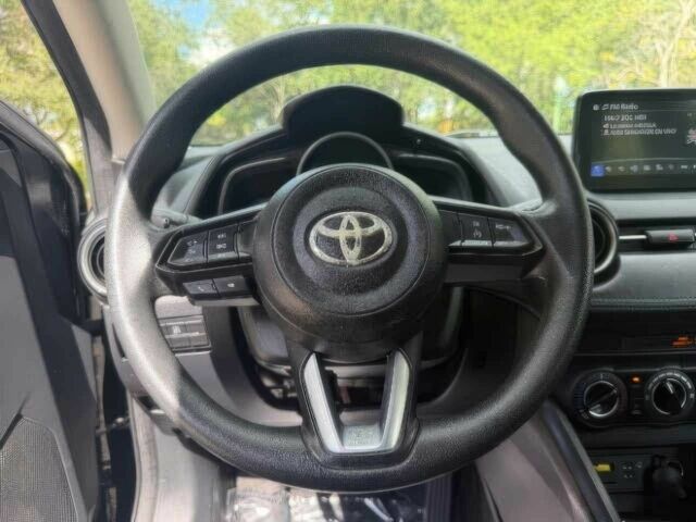 Чорний Тойота Яріс, об'ємом двигуна 1.5 л та пробігом 31 тис. км за 10000 $, фото 9 на Automoto.ua