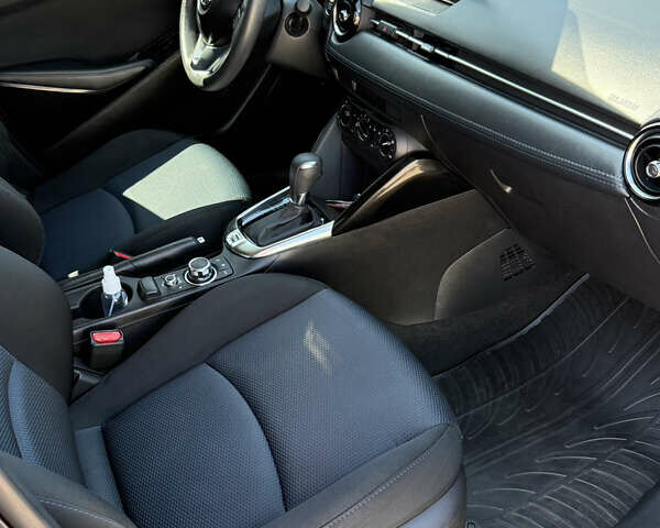 Черный Тойота Ярис, объемом двигателя 1.5 л и пробегом 98 тыс. км за 12500 $, фото 18 на Automoto.ua