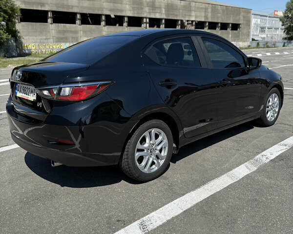 Черный Тойота Ярис, объемом двигателя 1.5 л и пробегом 98 тыс. км за 12500 $, фото 4 на Automoto.ua