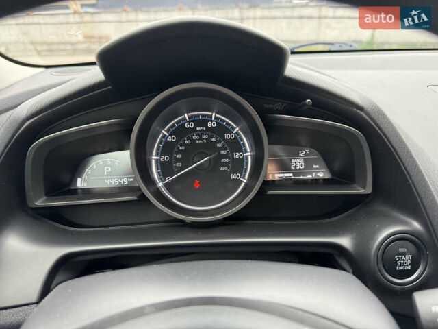 Чорний Тойота Яріс, об'ємом двигуна 1.5 л та пробігом 44 тис. км за 11999 $, фото 27 на Automoto.ua