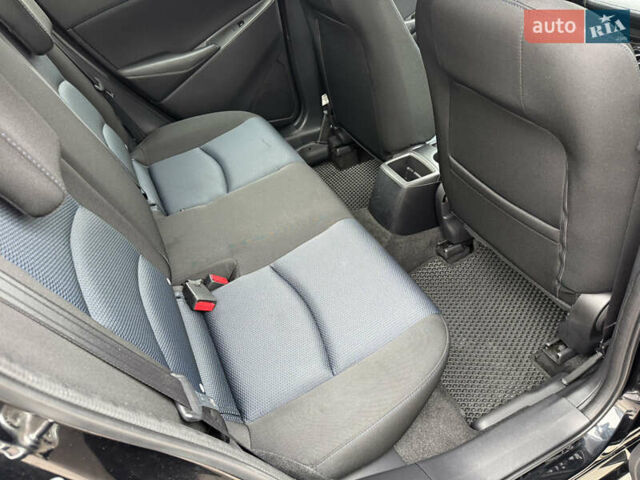 Чорний Тойота Яріс, об'ємом двигуна 1.5 л та пробігом 44 тис. км за 11999 $, фото 12 на Automoto.ua