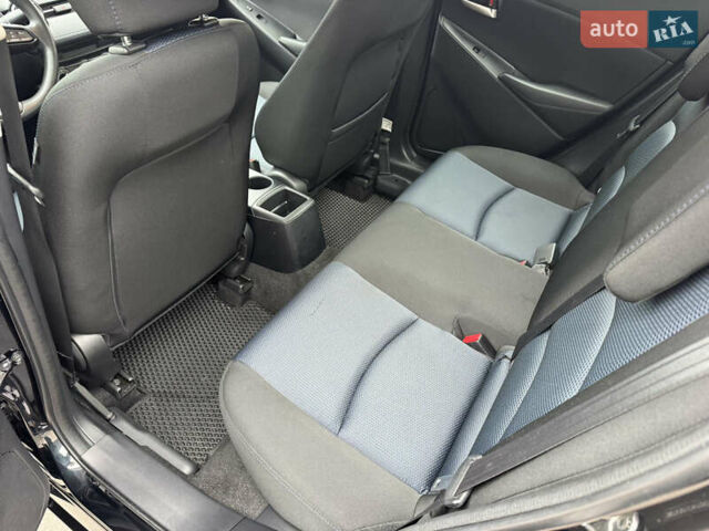 Чорний Тойота Яріс, об'ємом двигуна 1.5 л та пробігом 44 тис. км за 11999 $, фото 16 на Automoto.ua