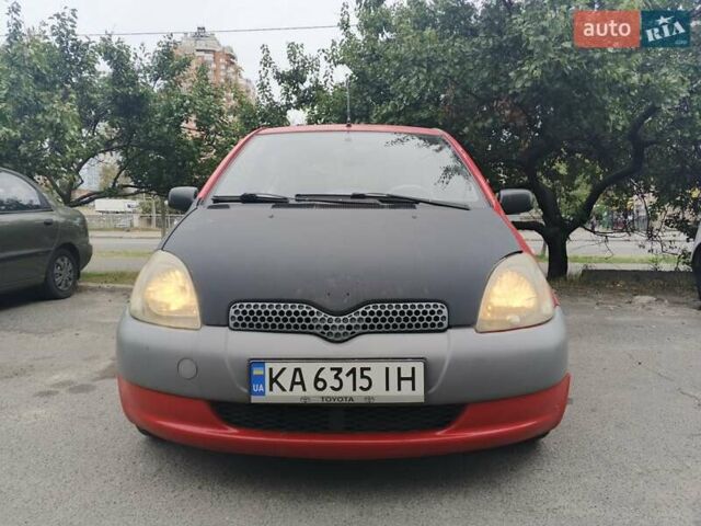 Красный Тойота Ярис, объемом двигателя 1 л и пробегом 260 тыс. км за 2750 $, фото 5 на Automoto.ua