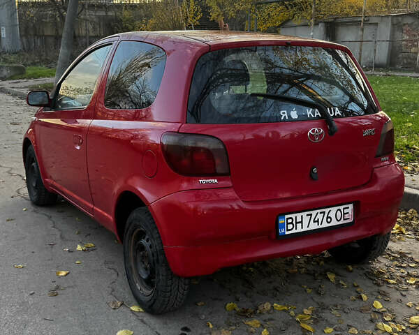 Красный Тойота Ярис, объемом двигателя 1 л и пробегом 185 тыс. км за 2700 $, фото 9 на Automoto.ua
