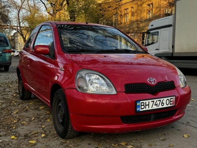 Красный Тойота Ярис, объемом двигателя 1 л и пробегом 185 тыс. км за 2700 $, фото 6 на Automoto.ua