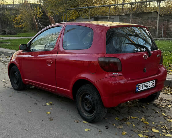 Красный Тойота Ярис, объемом двигателя 1 л и пробегом 185 тыс. км за 2700 $, фото 10 на Automoto.ua