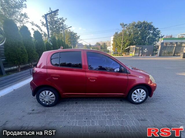 Червоний Тойота Яріс, об'ємом двигуна 1.3 л та пробігом 199 тис. км за 4000 $, фото 2 на Automoto.ua