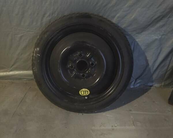 Червоний Тойота Яріс, об'ємом двигуна 1.3 л та пробігом 268 тис. км за 5500 $, фото 12 на Automoto.ua