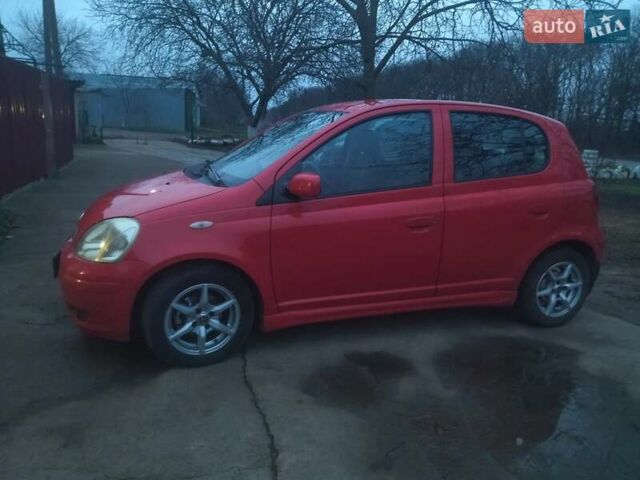 Червоний Тойота Яріс, об'ємом двигуна 1.3 л та пробігом 268 тис. км за 5500 $, фото 1 на Automoto.ua