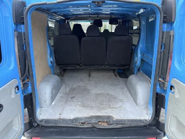 Красный Тойота Ярис, объемом двигателя 1 л и пробегом 240 тыс. км за 2600 $, фото 2 на Automoto.ua