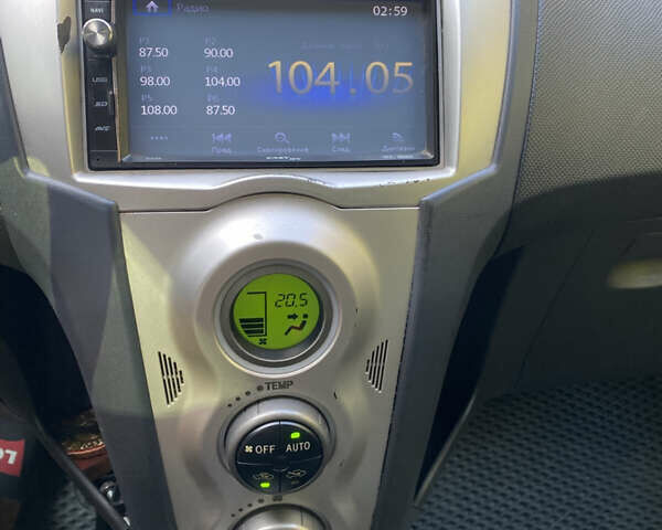 Тойота Ярис 2006 в Измаиле на Automoto.ua Красный Тойота Ярис, объемом двигателя 1.3 л и пробегом 152 тыс. км за 5450 $, фото 8 на Automoto.ua