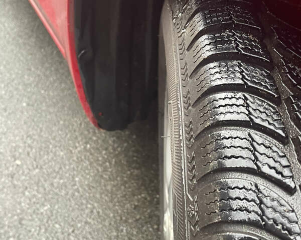 Красный Тойота Ярис, объемом двигателя 1.3 л и пробегом 182 тыс. км за 5900 $, фото 37 на Automoto.ua