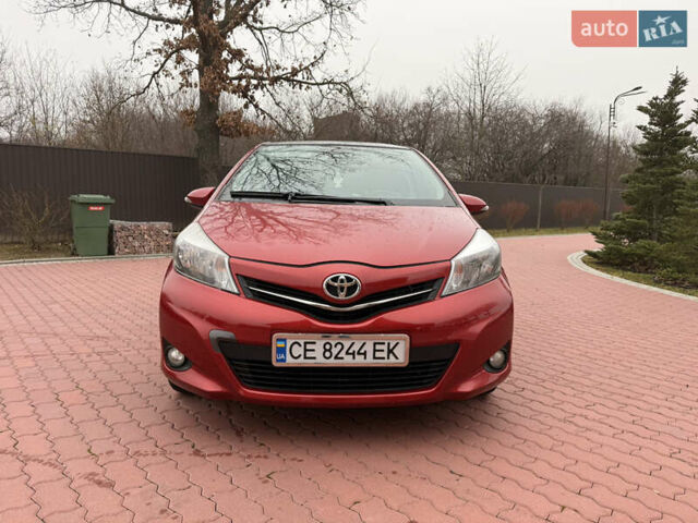 Красный Тойота Ярис, объемом двигателя 1.33 л и пробегом 140 тыс. км за 6700 $, фото 3 на Automoto.ua