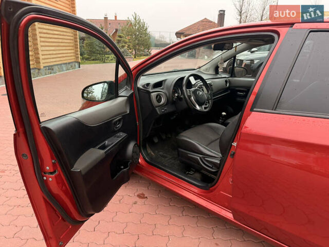Красный Тойота Ярис, объемом двигателя 1.33 л и пробегом 140 тыс. км за 6700 $, фото 12 на Automoto.ua