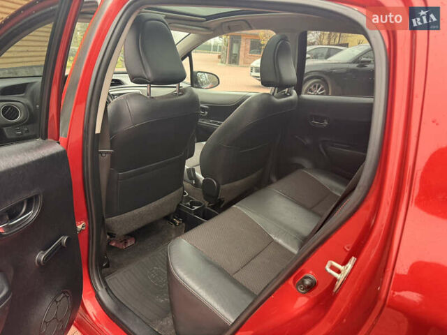 Красный Тойота Ярис, объемом двигателя 1.33 л и пробегом 140 тыс. км за 6700 $, фото 14 на Automoto.ua