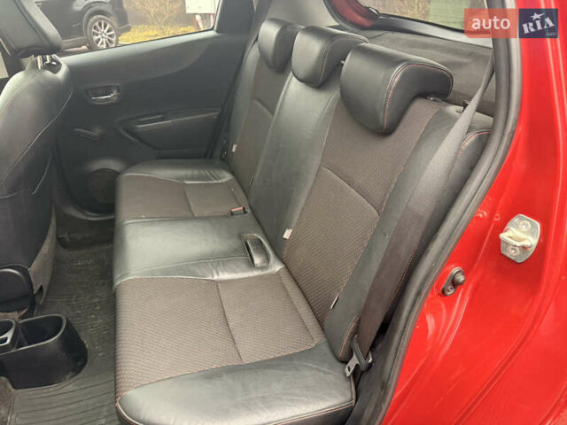 Красный Тойота Ярис, объемом двигателя 1.33 л и пробегом 140 тыс. км за 6700 $, фото 15 на Automoto.ua