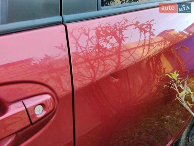 Красный Тойота Ярис, объемом двигателя 1.3 л и пробегом 177 тыс. км за 7600 $, фото 17 на Automoto.ua