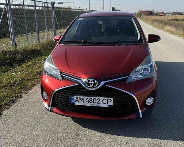 Червоний Тойота Яріс, об'ємом двигуна 1.33 л та пробігом 114 тис. км за 11200 $, фото 3 на Automoto.ua