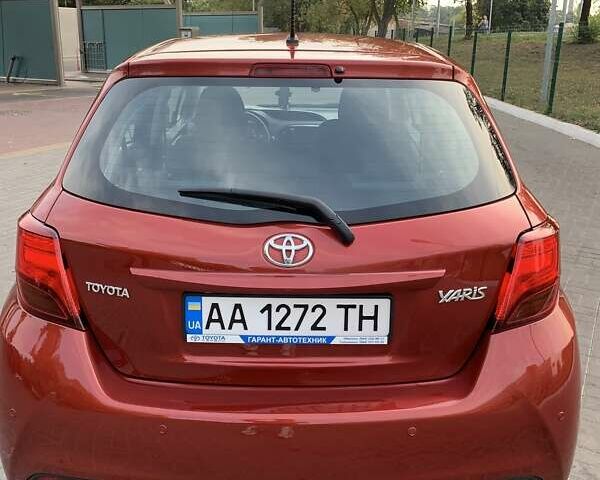 Красный Тойота Ярис, объемом двигателя 1.33 л и пробегом 78 тыс. км за 11600 $, фото 3 на Automoto.ua