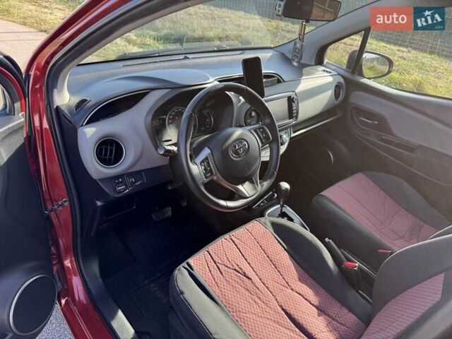 Червоний Тойота Яріс, об'ємом двигуна 1.33 л та пробігом 114 тис. км за 11200 $, фото 9 на Automoto.ua