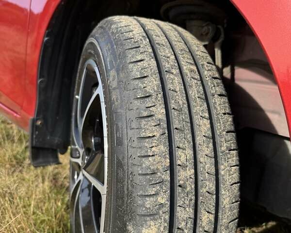 Червоний Тойота Яріс, об'ємом двигуна 1.33 л та пробігом 114 тис. км за 11200 $, фото 13 на Automoto.ua