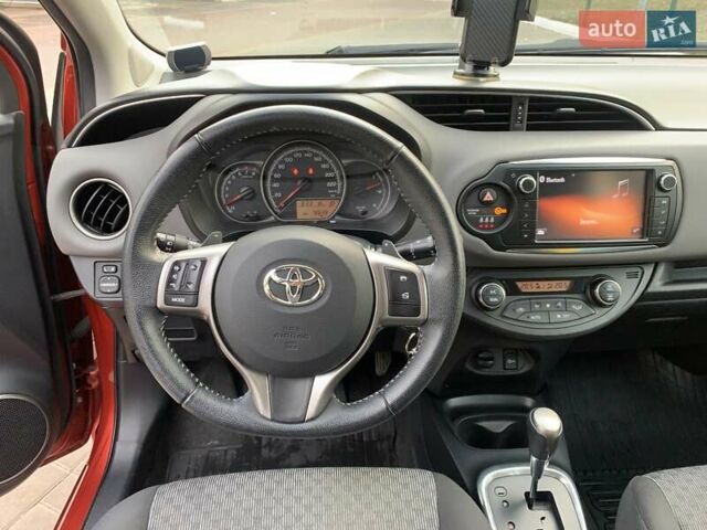 Красный Тойота Ярис, объемом двигателя 1.33 л и пробегом 78 тыс. км за 11600 $, фото 8 на Automoto.ua