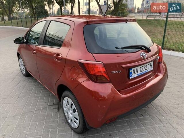 Красный Тойота Ярис, объемом двигателя 1.33 л и пробегом 78 тыс. км за 11600 $, фото 2 на Automoto.ua