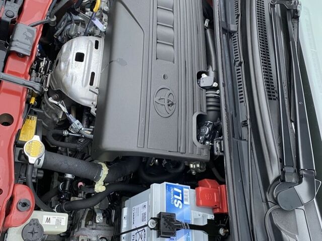 Червоний Тойота Яріс, об'ємом двигуна 1.3 л та пробігом 115 тис. км за 11700 $, фото 5 на Automoto.ua