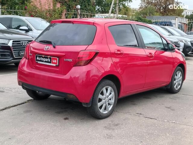 Червоний Тойота Яріс, об'ємом двигуна 1.3 л та пробігом 88 тис. км за 10440 $, фото 6 на Automoto.ua