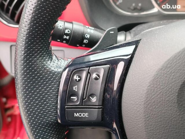 Червоний Тойота Яріс, об'ємом двигуна 1.3 л та пробігом 88 тис. км за 10440 $, фото 22 на Automoto.ua