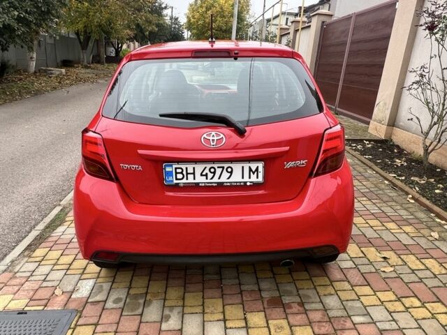 Тойота Ярис 2015 в Одессе на Automoto.ua Красный Тойота Ярис, объемом двигателя 1.3 л и пробегом 72 тыс. км за 9700 $, фото 10 на Automoto.ua