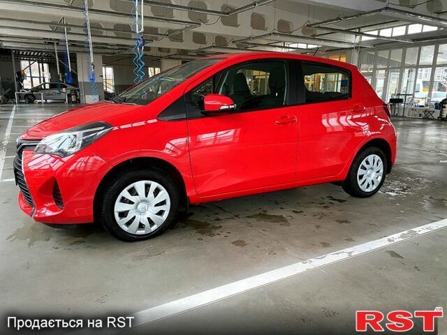 Червоний Тойота Яріс, об'ємом двигуна 1.3 л та пробігом 35 тис. км за 12300 $, фото 1 на Automoto.ua