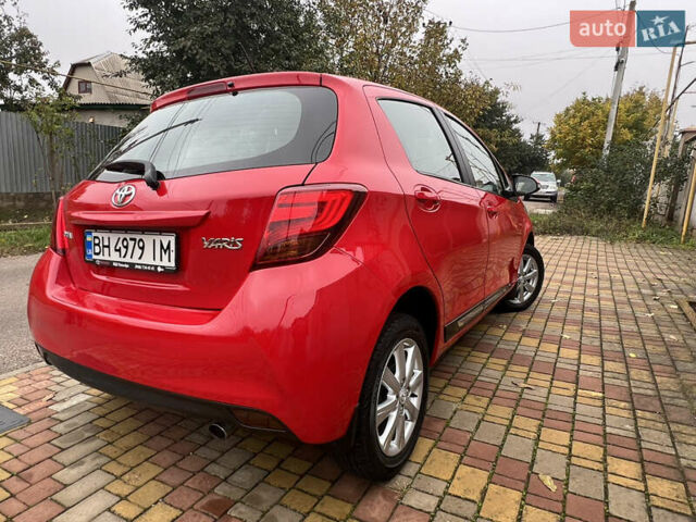 Тойота Ярис 2015 в Одессе на Automoto.ua Красный Тойота Ярис, объемом двигателя 1.33 л и пробегом 72 тыс. км за 9700 $, фото 14 на Automoto.ua
