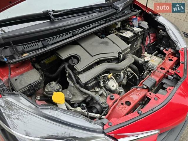 Тойота Ярис 2018 в Харькове на Automoto.ua Красный Тойота Ярис, объемом двигателя 1 л и пробегом 21 тыс. км за 10500 $, фото 32 на Automoto.ua