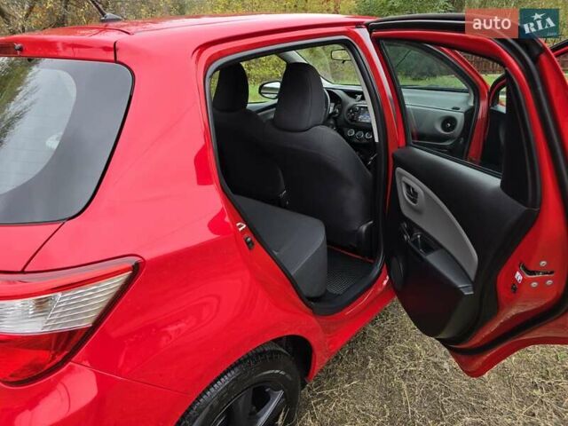 Тойота Ярис 2018 в Харькове на Automoto.ua Красный Тойота Ярис, объемом двигателя 1 л и пробегом 21 тыс. км за 10500 $, фото 52 на Automoto.ua