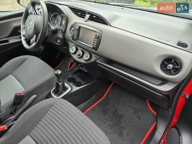 Тойота Ярис 2018 в Харькове на Automoto.ua Красный Тойота Ярис, объемом двигателя 1 л и пробегом 21 тыс. км за 10500 $, фото 28 на Automoto.ua