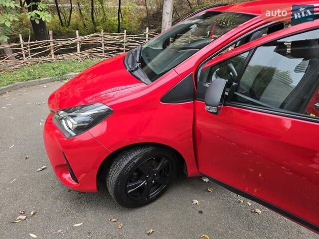 Тойота Ярис 2018 в Харькове на Automoto.ua Красный Тойота Ярис, объемом двигателя 1 л и пробегом 21 тыс. км за 10500 $, фото 21 на Automoto.ua