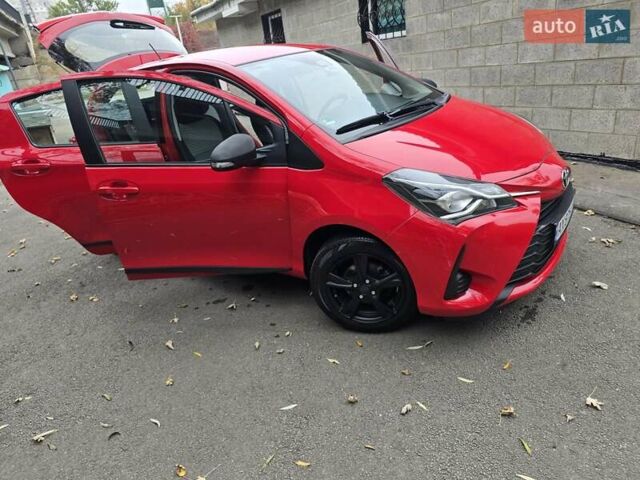 Тойота Ярис 2018 в Харькове на Automoto.ua Красный Тойота Ярис, объемом двигателя 1 л и пробегом 21 тыс. км за 10500 $, фото 20 на Automoto.ua