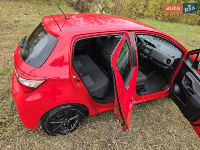 Тойота Ярис 2018 в Харькове на Automoto.ua Красный Тойота Ярис, объемом двигателя 1 л и пробегом 21 тыс. км за 10500 $, фото 54 на Automoto.ua