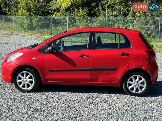 Тойота Ярис 2007 в Львове на Automoto.ua Красный Тойота Ярис, объемом двигателя 1.3 л и пробегом 131 тыс. км за 5500 $, фото 2 на Automoto.ua