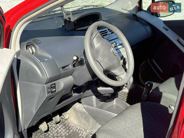 Тойота Ярис 2007 в Львове на Automoto.ua Красный Тойота Ярис, объемом двигателя 1.3 л и пробегом 131 тыс. км за 5500 $, фото 10 на Automoto.ua