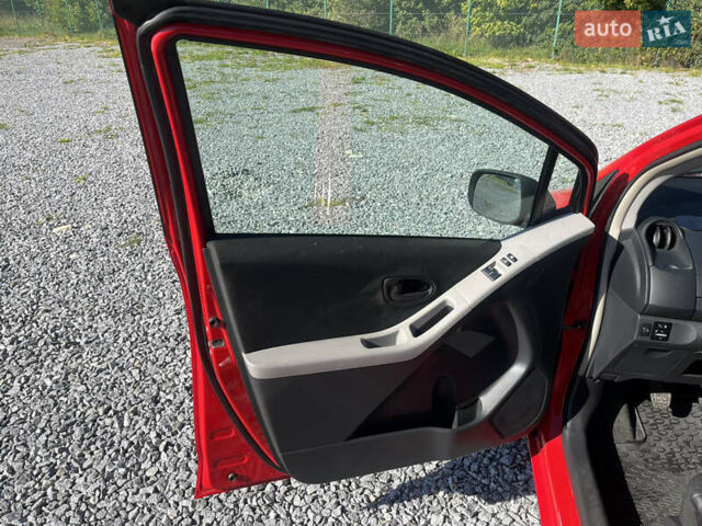 Тойота Ярис 2007 в Львове на Automoto.ua Красный Тойота Ярис, объемом двигателя 1.3 л и пробегом 131 тыс. км за 5500 $, фото 14 на Automoto.ua