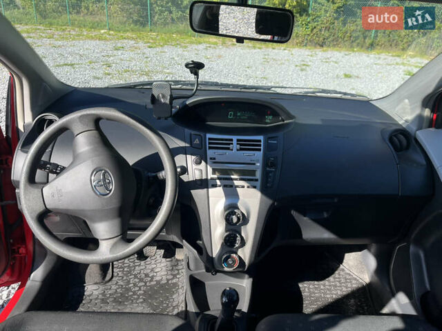 Тойота Ярис 2007 в Львове на Automoto.ua Красный Тойота Ярис, объемом двигателя 1.3 л и пробегом 131 тыс. км за 5500 $, фото 12 на Automoto.ua